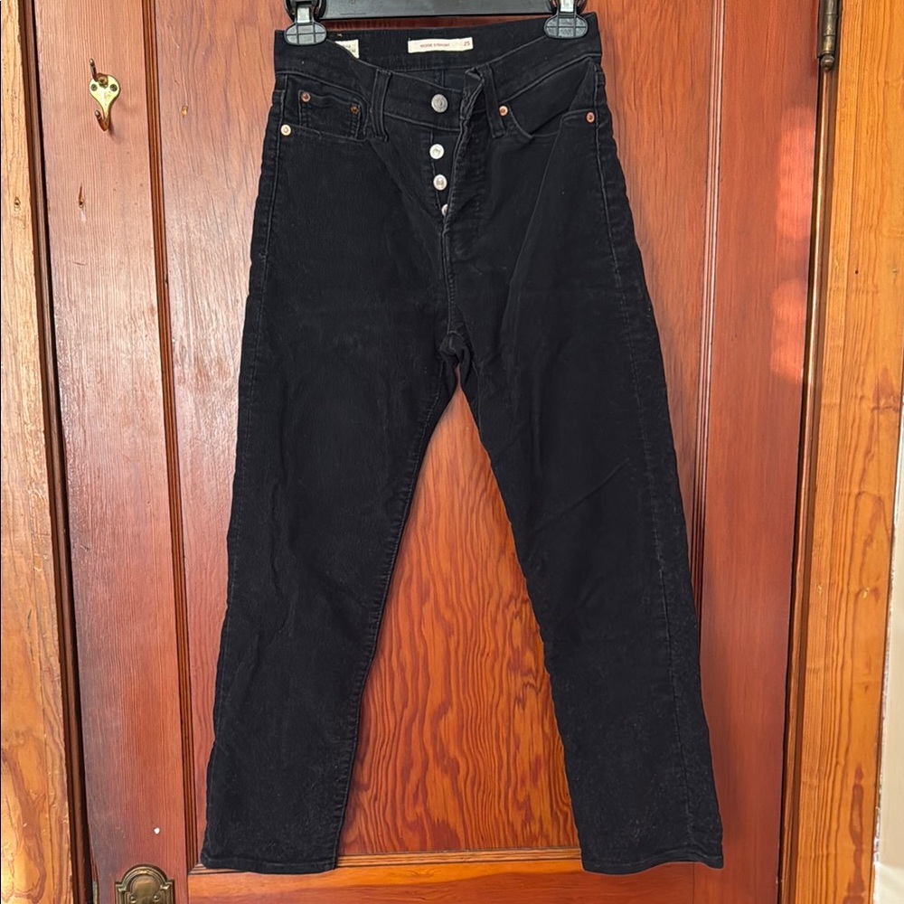Levi's Wedgie Straight Black Corduroys Size 25